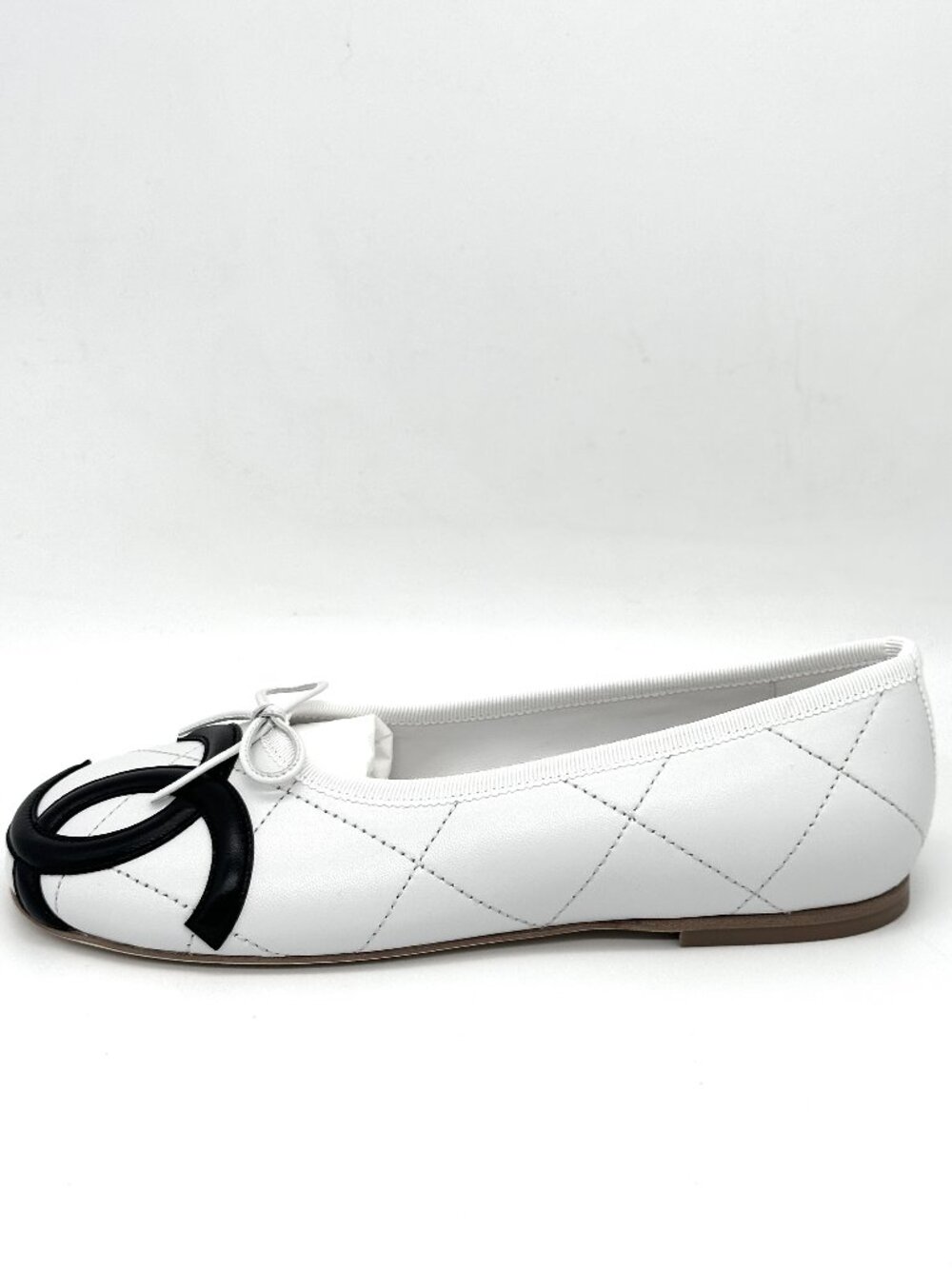 CHANEL 26M Coco Beach Lambskin Leather CC Cambon Bow Ballerina Ballet Flats - Picture 13 of 15